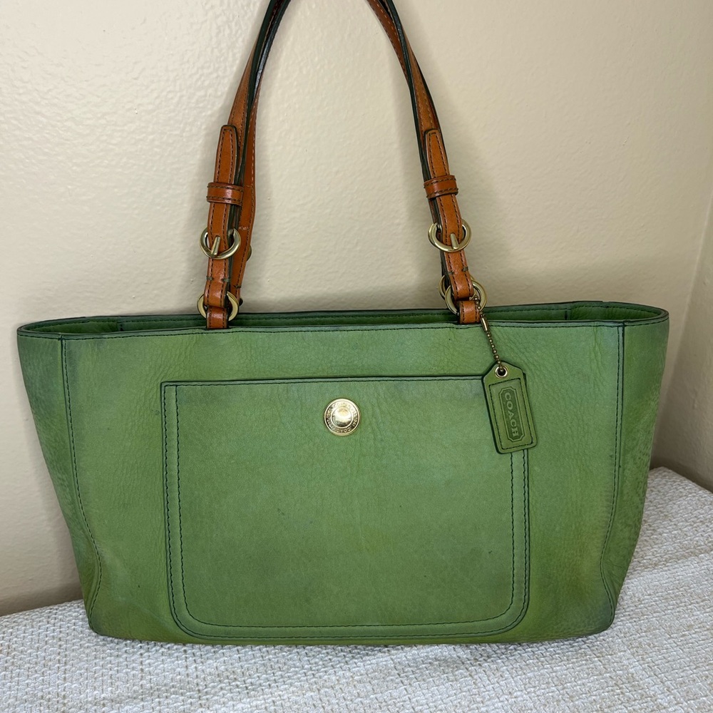 Coach Green Chelsea Nubuc purse